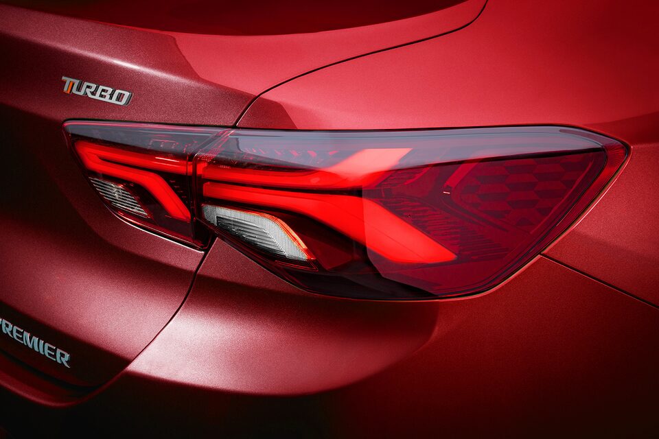 Chevrolet Onix - Luces traseras equipadas en tu Sedán