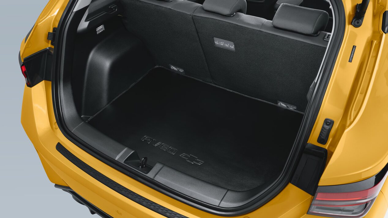 Accesorio cubrepisos vinil para maletera del Chevrolet Sail Hatchback