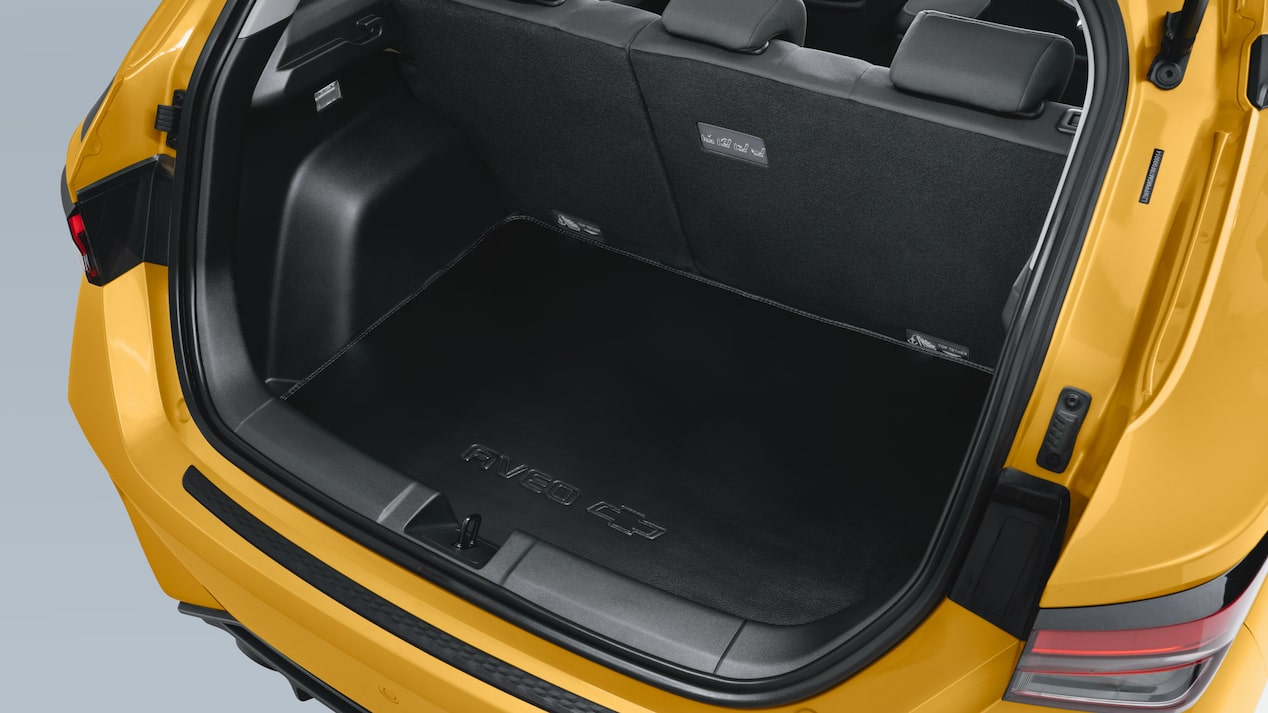 Incrementa el confort de tu Chevrolet Sail Sedán con el accesorio interior de maletero