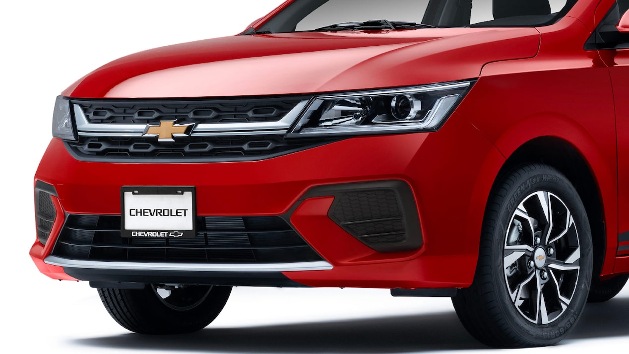 Mejora tu Chevrolet Sail Sedán con el accesorio spoiler delantero exterior