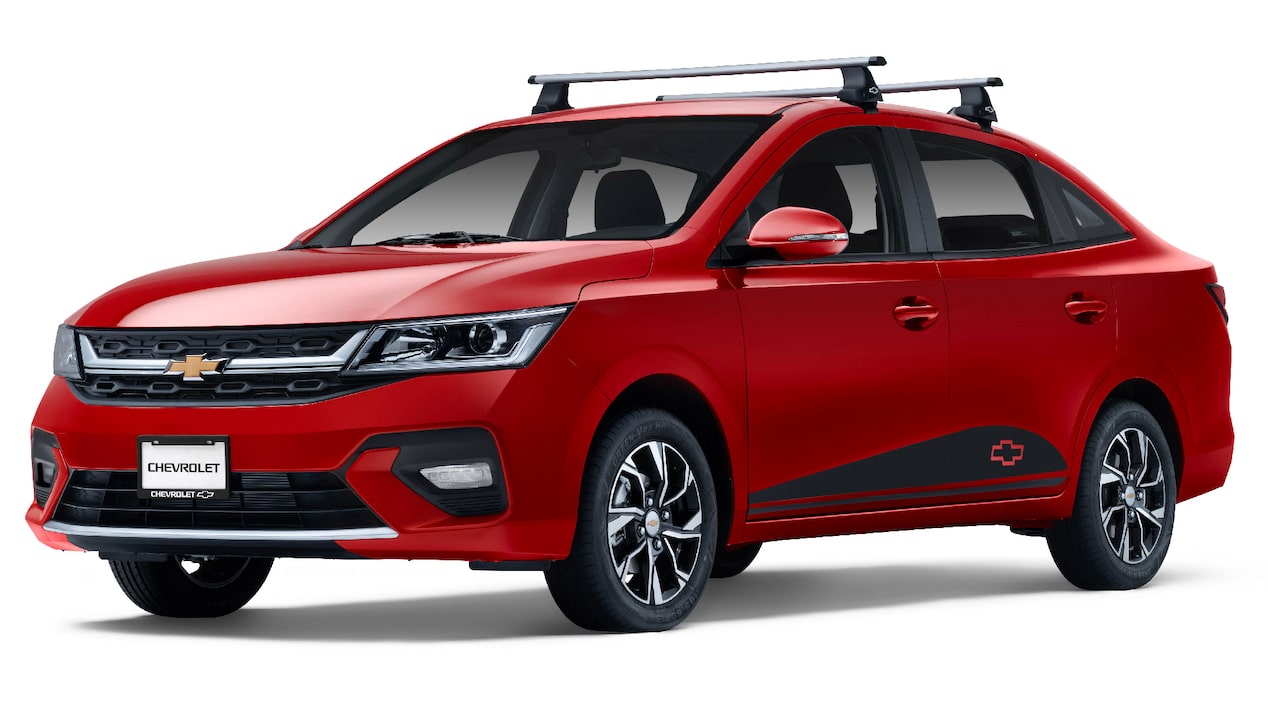 Mejora el aspecto de tu Sail Sedán con el kit de accesorios originales Chevrolet