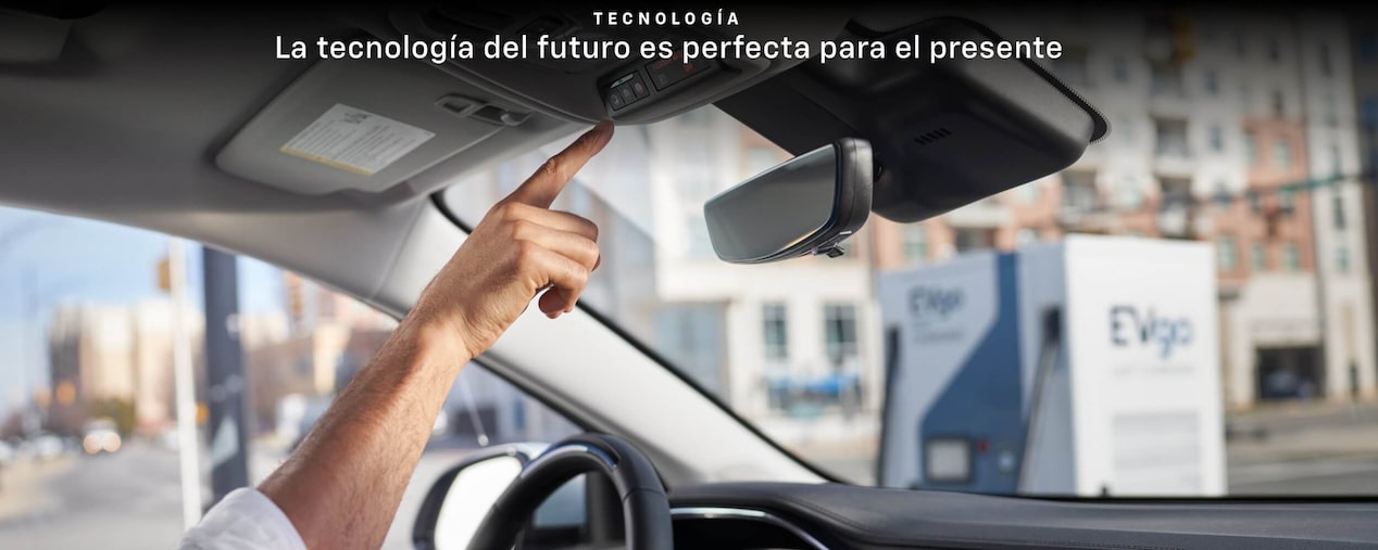 Chevrolet Chile - All New Bolt EUV cuenta con controles encima del retrovisor