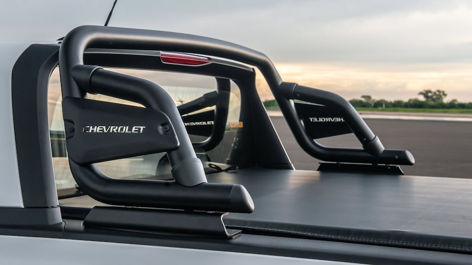 La barra antivuelco deportiva mejora el aspecto de tu pick up Chevrolet Montana