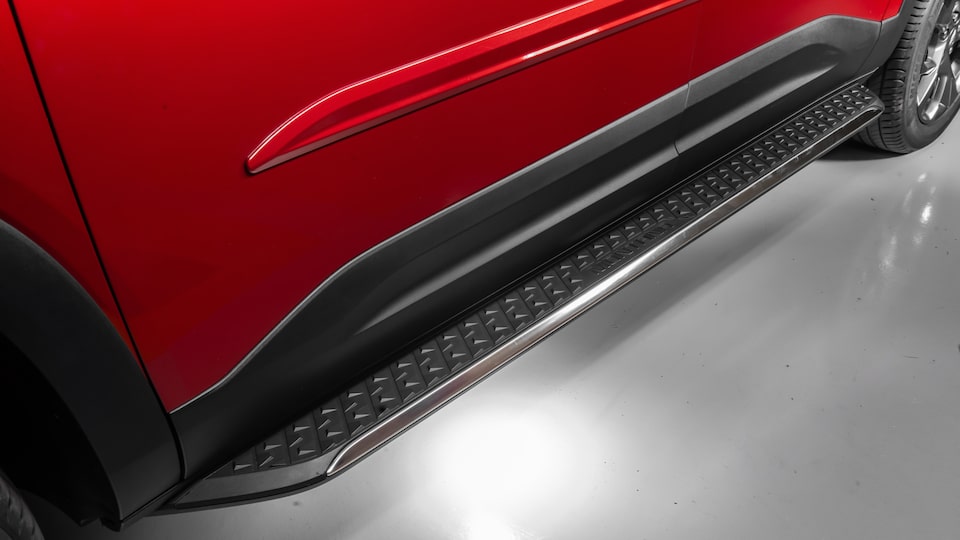 Agrega estilo a tu pick up Chevrolet Montana con iluminación para pisaderas laterales