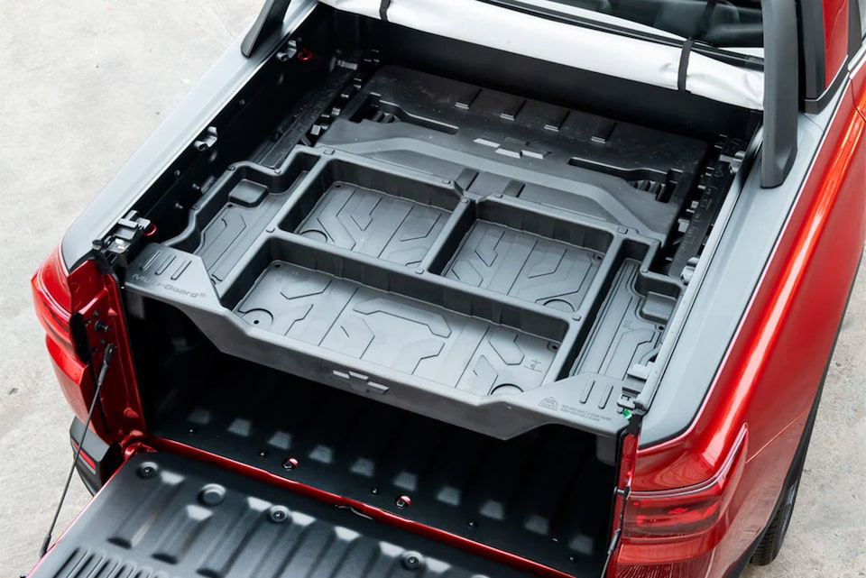 Chevrolet Chile - Separadores multiboard de tu Montana RS