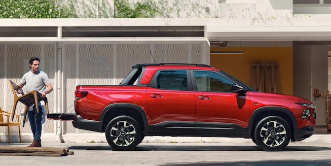 Chevrolet Chile - La Nueva Montana ofrece una maletera amplia para diferentes objetos