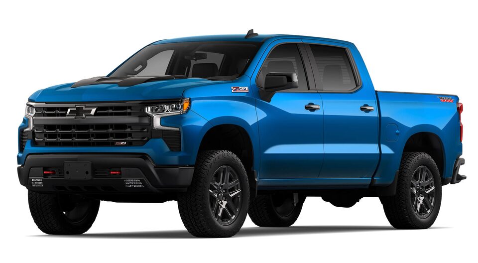 Chevrolet Chile - Silverado Z71 Trail Boss azul brillante metálico