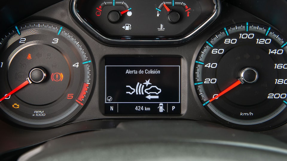 Chevrolet New Colorado - Frenado de emergencia automatico