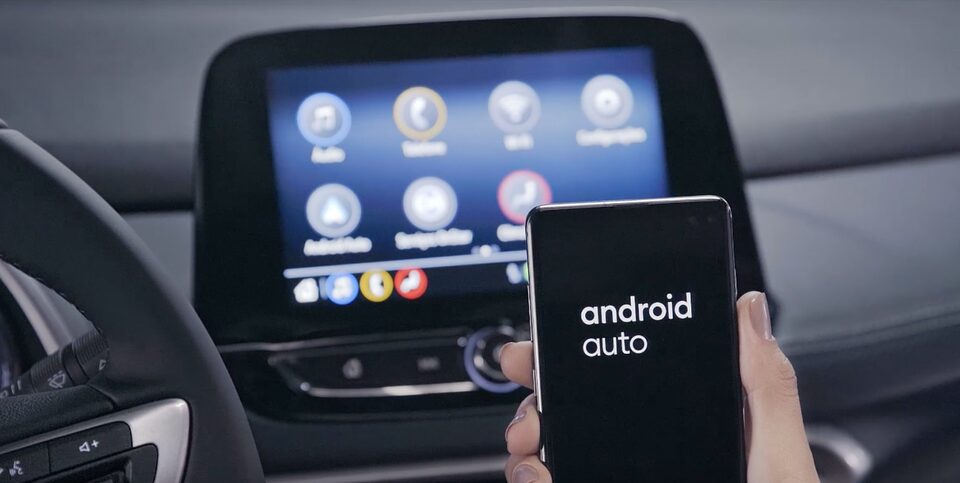 Chevrolet-Nueva-Tracker-Android