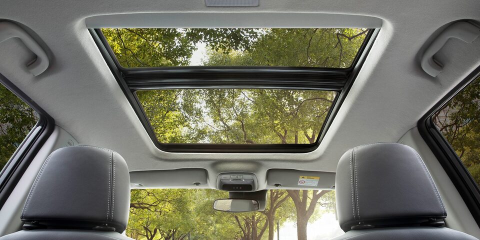 Chevrolet Tracker - Sunroof