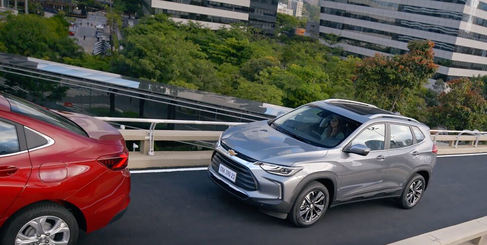 Chevrolet-Tracker-Seguridad-Asistente