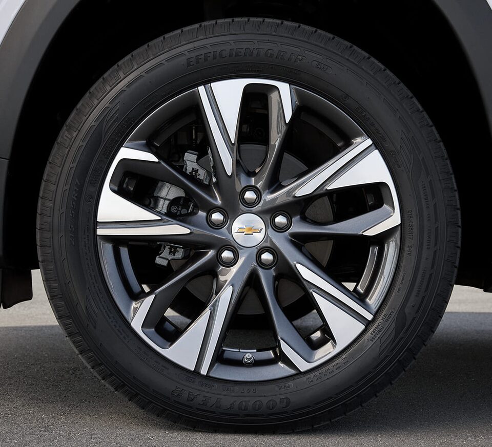 Chevrolet Tracker Accesorios - llantas con tu Camioneta SUV