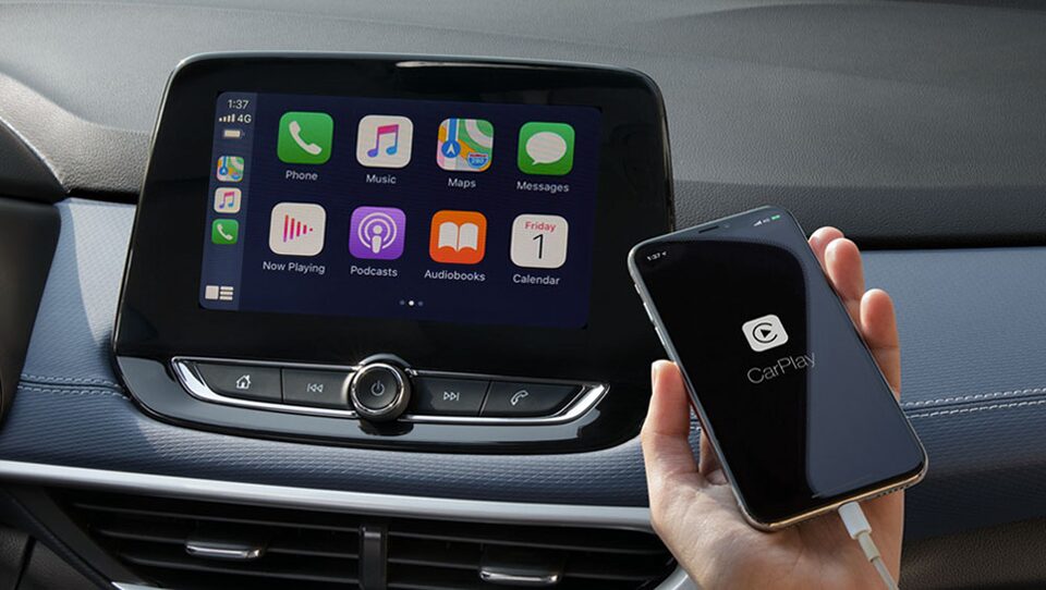 Apple CarPlay Tracker 2023