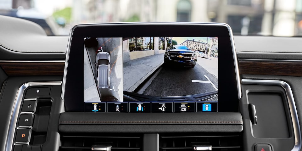 Chevrolet - Camara de vision trasera - Tecnologia de tu SUV Suburban