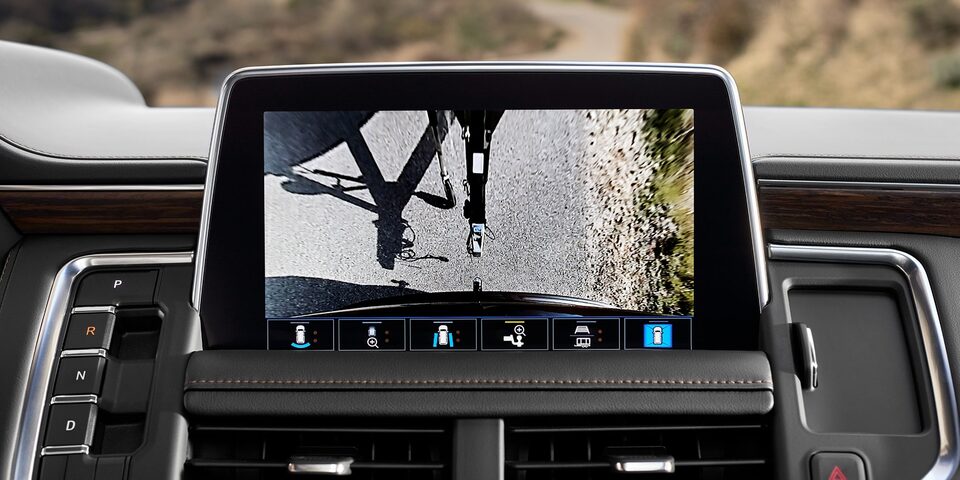 Chevrolet - Camara de vision 360 - Tecnologia de tu SUV Suburban