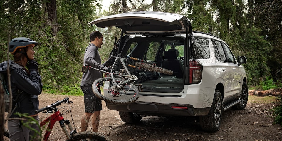 Chevrolet - Amplio baul - Tecnologia de tu SUV Suburban