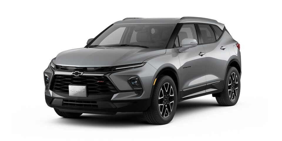 Elige tu SUV Chevrolet Blazer RS en color plata metálico