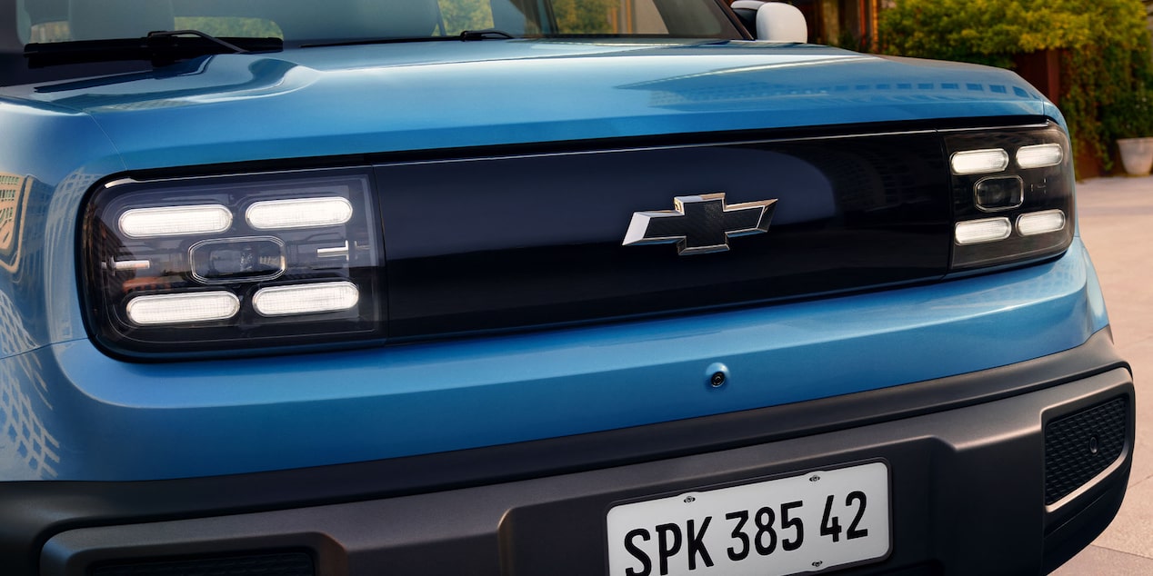 Frontal del Chevrolet Spark EUV, destacando parrilla y faros LED.