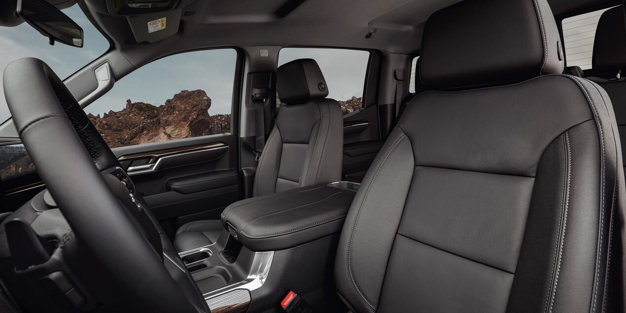 Asientos delanteros de la Chevrolet Silverado.