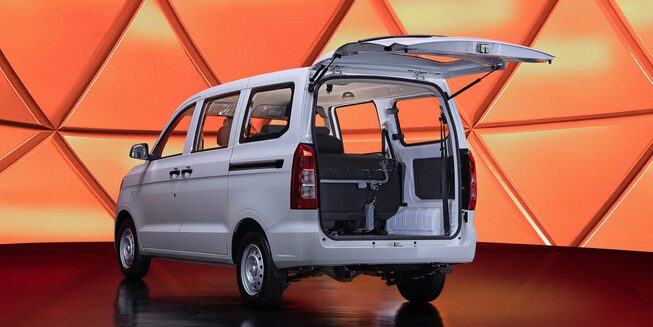 Chevrolet N 400 Move - Vista posterior